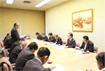 公明党県議会議員団懇談会風景